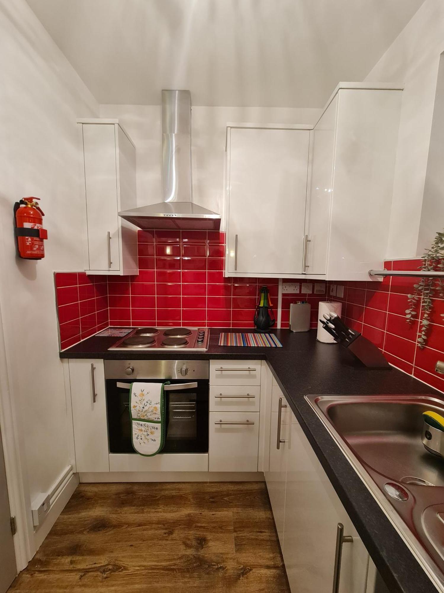 St 5 - Quiet Flat - 11 Mins Walk To Tube Appartement Londen